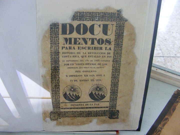 biblioteca 321 copy.jpg